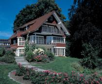 über 200.000 € Landhaus am See von Baufritz, seit 1896